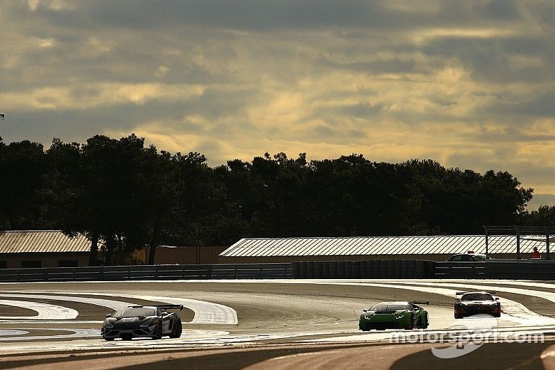 Over 50 cars in Official Test Days for the 2017 Blancpain GT Series