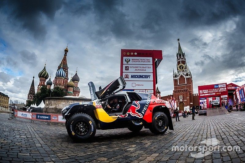 2016 Silk Way Rally: Peugeot and Renault win Kazan Super-Special !