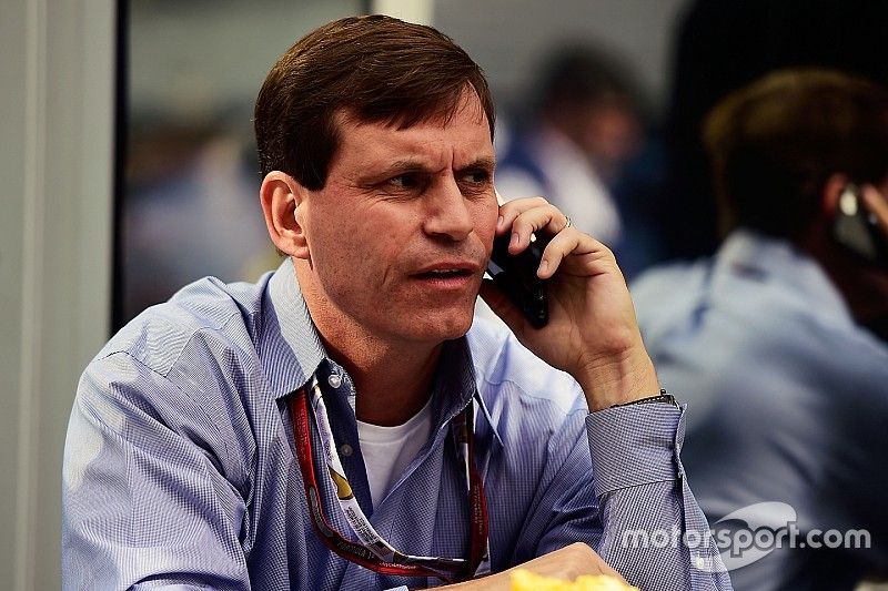 Hellmund favourite to take over Manor F1 team