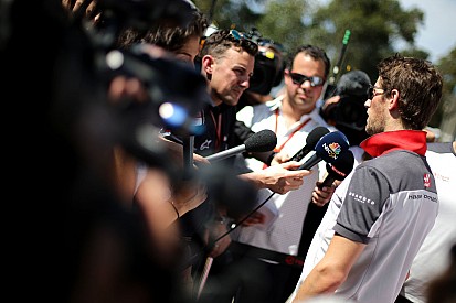 F1 radio clampdown divides opinions