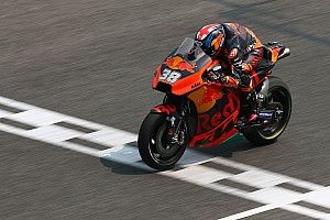 Így húzta neki a MotoGP mezőnye Thaiföldön