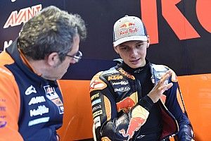 P2 Bendsneyder in natte tweede training op Sepang, Canet kopman