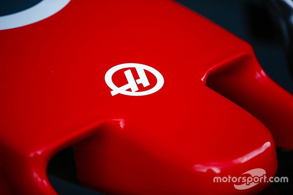 Mit szólnátok, ha ilyen lenne Mick Schumacher első F1-es autójának festése? (kép)
