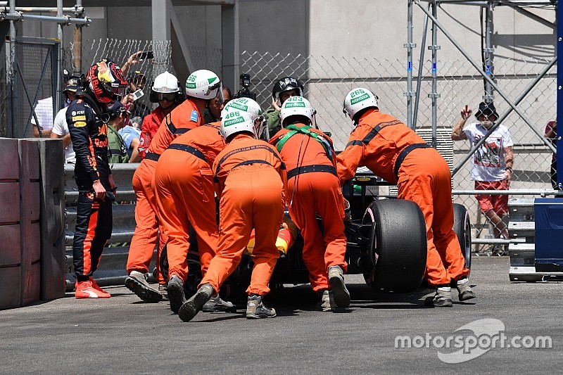 Verstappen change de boîte à Monaco