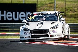 WTCR Nürburgring: Muller verslaat Björk in eerste race