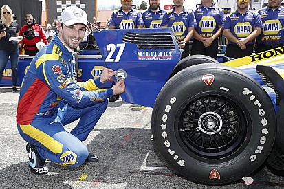 Alexander Rossi conquista la terza pole stagionale a Mid-Ohio