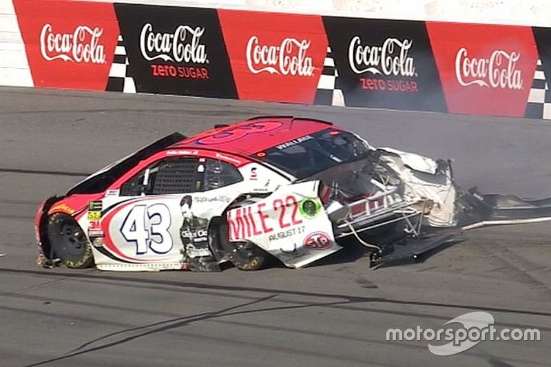 Crash: Darrell Wallace Jr., Richard Petty Motorsports, Chevrolet Camaro Mile 22 (Screenshot)