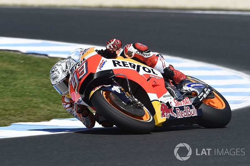 Marquez firma la pole a Phillip Island, Dovizioso è solo 11esimo