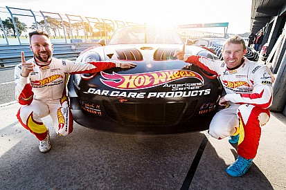 Phillip Island 101: Walkinshaw Porsche takes pole