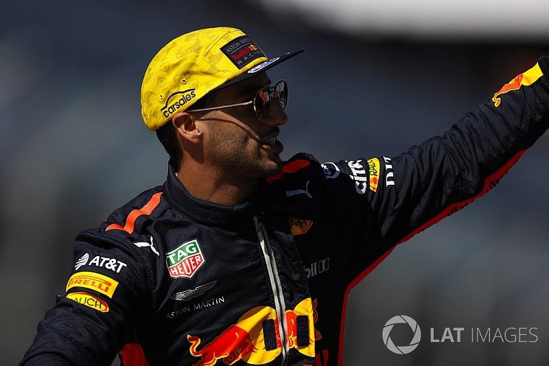 Daniel Ricciardo, Red Bull Racing, en el desfile de pilotos