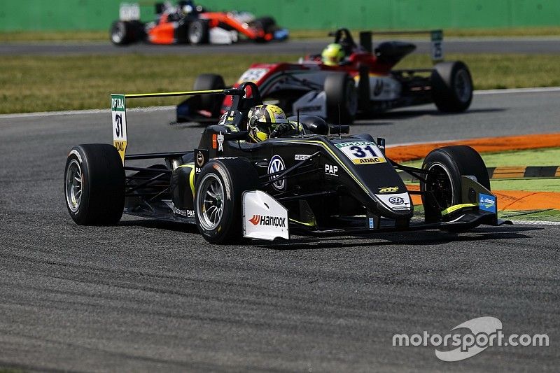 Lando Norris, Carlin Dallara F317 - Volkswagen