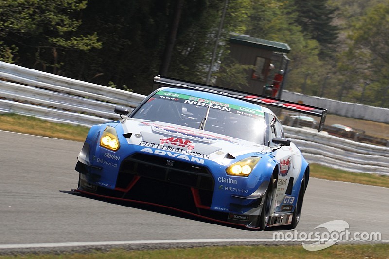 【S耐】Gr.1決勝、スリーボンド日産自動車大学校GT-Rが激闘制し連勝
