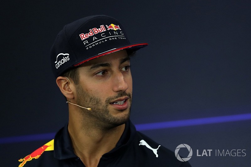 Ricciardo svela: "Marko non ha piani per me oltre il 2018"