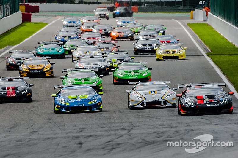 Il Lamborghini Super Trofeo torna in pista al Nurburgring dopo la pausa estiva