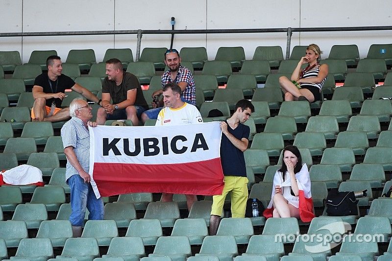 Vettel, Räikkönen és Kubica is pályára gurul a Hungaroringen