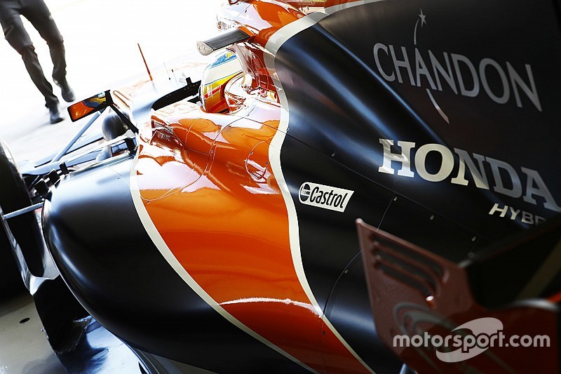 McLaren bantah akan bangun mesin sendiri