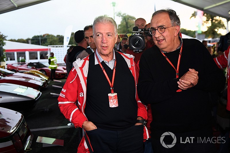 Marchionne: "Firmerei per Vettel secondo, ma non con Hamilton primo"