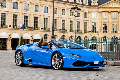 Une Lamborghini Huracán star de la place Vendôme