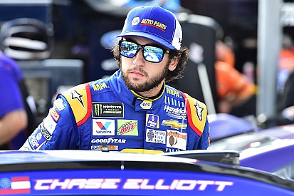 Chase Elliott takes solar eclipse viewing to new heights