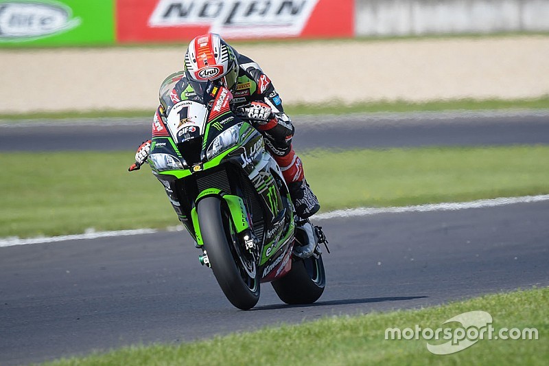 Portimao, Libere 1: Dominio Kawa, Ducati insegue. Camier tra i big