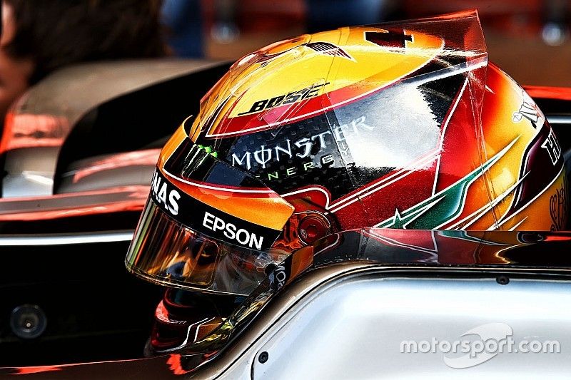 Хэмилтон увидел реальную скорость Ferrari