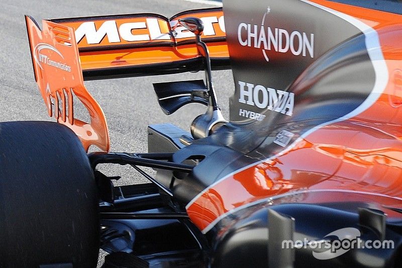 McLaren sigue metiendo presión a Honda, ahora en Twitter