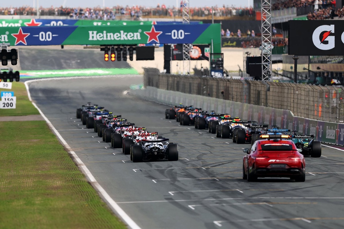 Los pilotos de F1 cuestionan la vuelta de formación con Safety Car en Zandvoort: "Sin sentido"