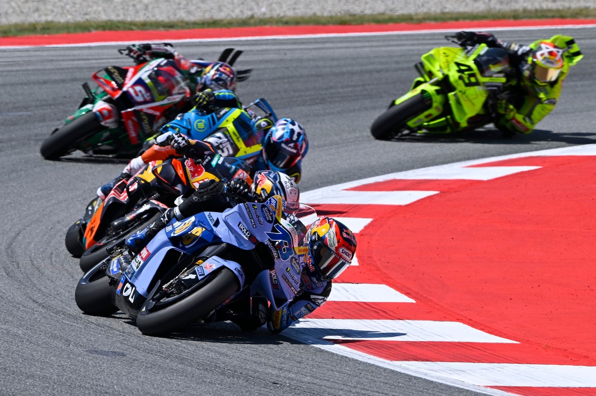 La stratégie d'Álex Márquez pour la course : "Essayer d'être... lent !"