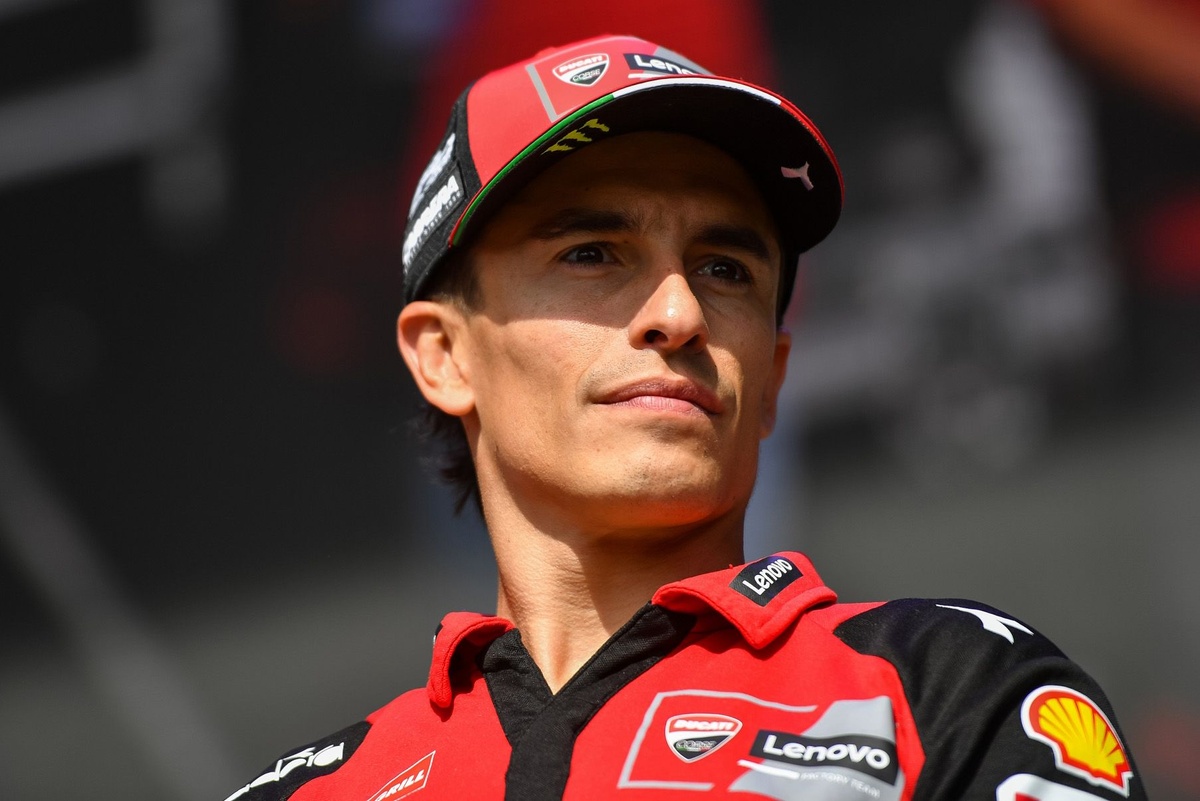 Márquez vuelve entre dudas en Mugello: había más daños de lo previsto en su hombro