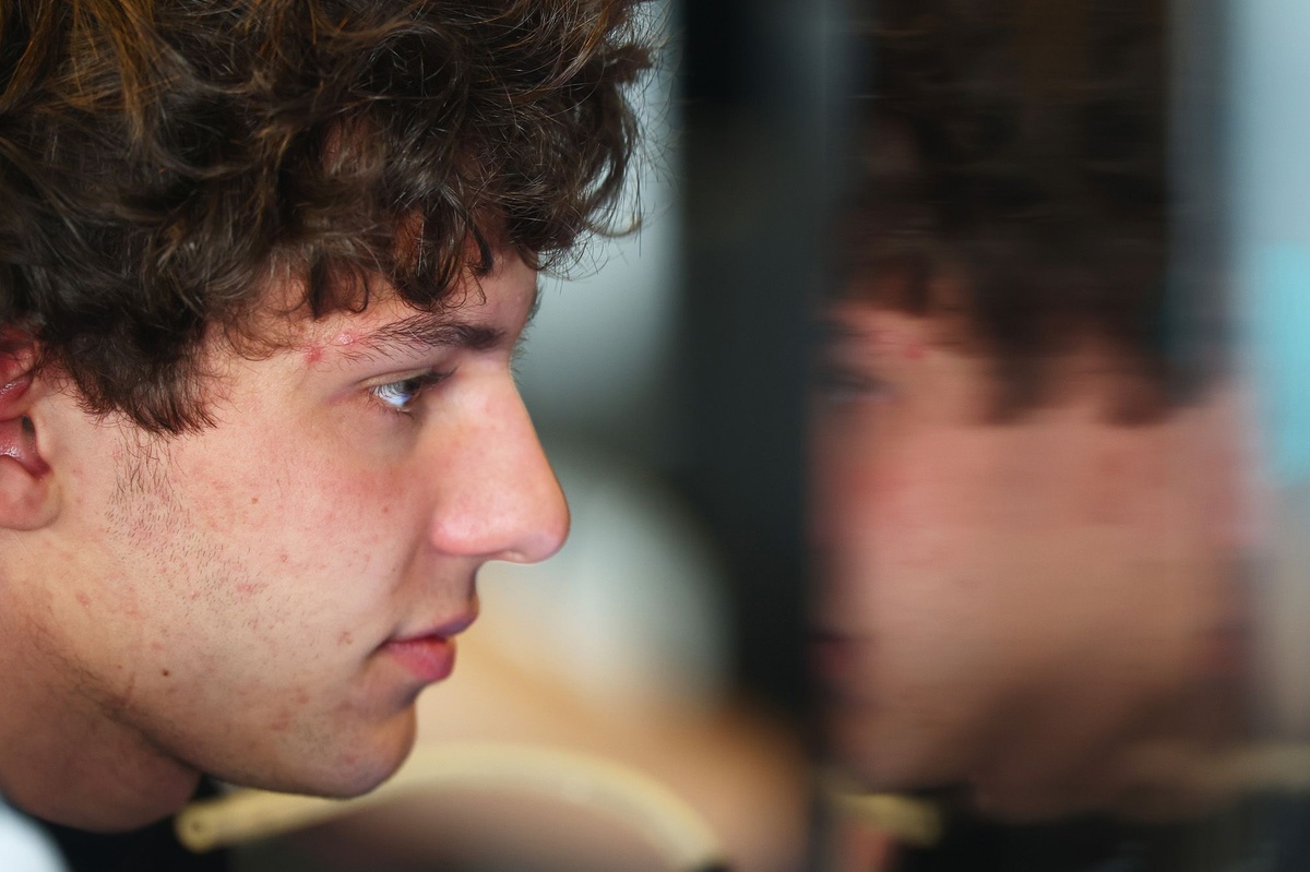 Antonelli impliqué dans un accident de la route, le pilote est indemne