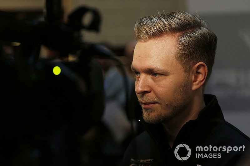 Magnussen espera que la F1 cambie la "broma" del ahorro de combustible