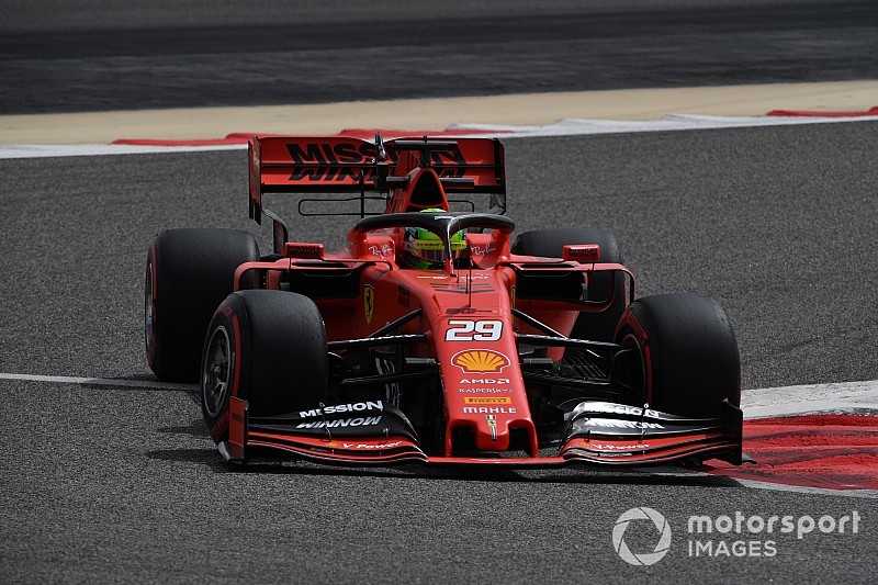 Mick Schumacher, Ferrari ile ilk F1 testi için piste çıktı!