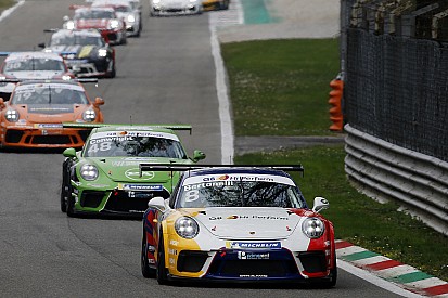 Carrera Cup Italia, nel pienone di Misano tutti a caccia della “lepre” Bertonelli