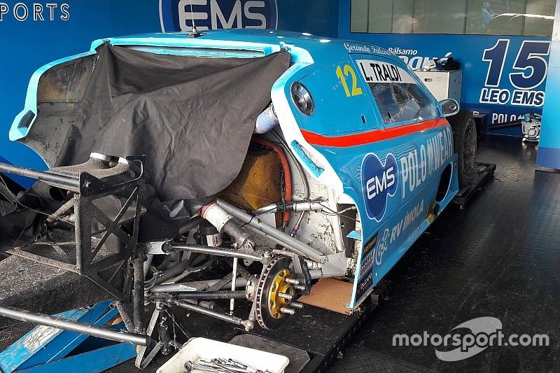 Acidente nos boxes paralisa treino livre da Stock Car no Velopark