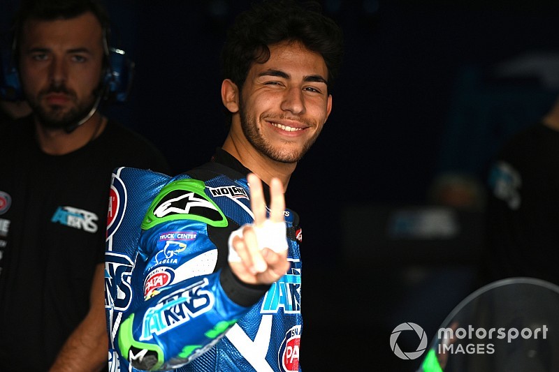 Bastianini centra il primo podio in Moto2 con una super rimonta