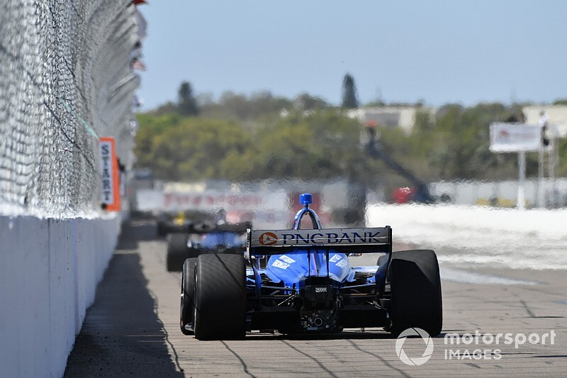 IndyCar schrapt eerste vier races van het nieuwe seizoen