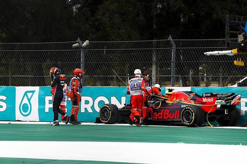 Albon says FP2 crash a "frustrating mistake"