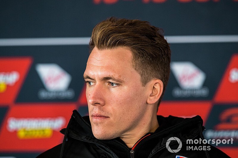 Walkinshaw offers to make ventilators