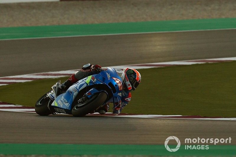 Doublé en essais et voyants au vert pour Suzuki