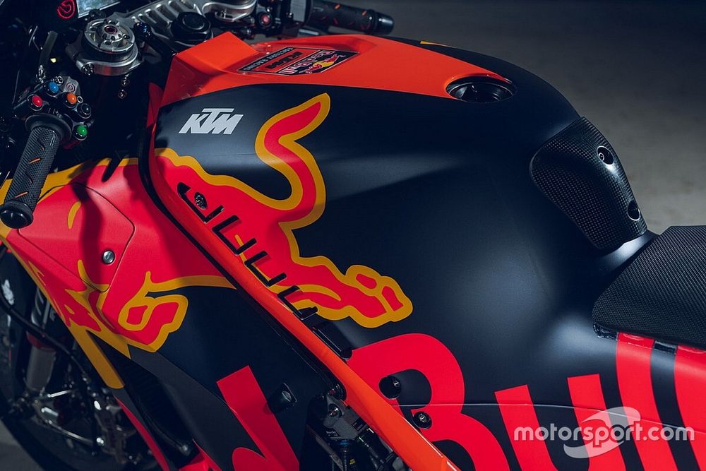LIVE - Présentation des équipes KTM et Tech3