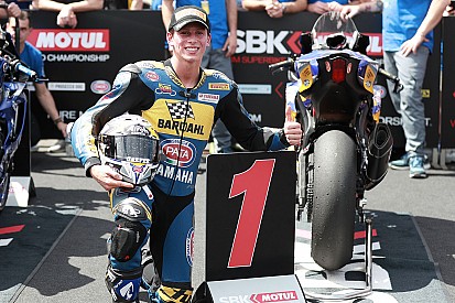 Philip Island Supersport: İlk yarışı Locatelli kazandı, Can 11. oldu
