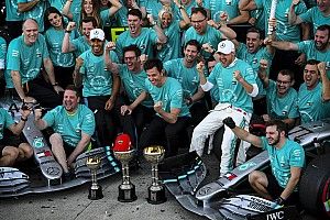 GALERÍA: así festejó Mercedes su 6º título en F1
