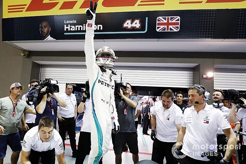 Le poleman Lewis Hamilton, Mercedes AMG F1 W09