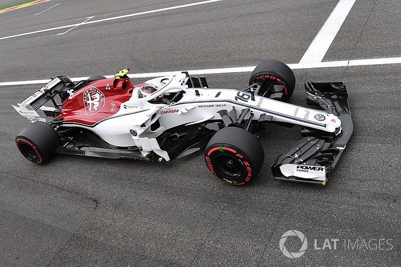 В Sauber согласились ждать, пока Ferrari назовет своего второго пилота