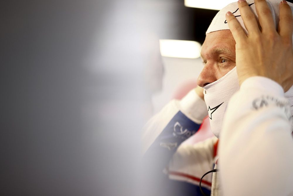 Magnussen explica su comentario contra Hamilton