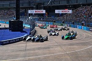 De Vries "surprised" by first corner Berlin E-Prix move on Mortara