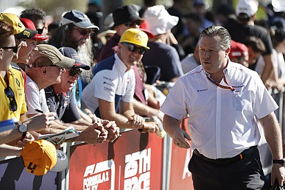 Zak Brown advierte: "Cuatro equipos podrían desaparecer"
