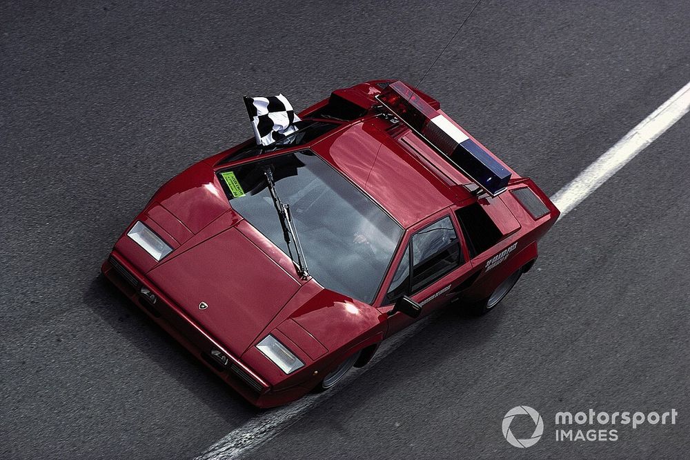 Amikor még egy Lamborghini Countach volt a Forma-1 biztonsági autója