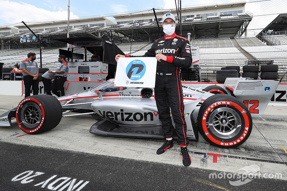 Пауэр взял поул на этапе IndyCar в Индианаполисе