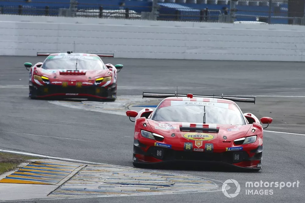 #62 Risi Competizione Ferrari 296 GT3: Daniel Serra, Davide Rigon, Alessandro Pier Guidi, James Calado